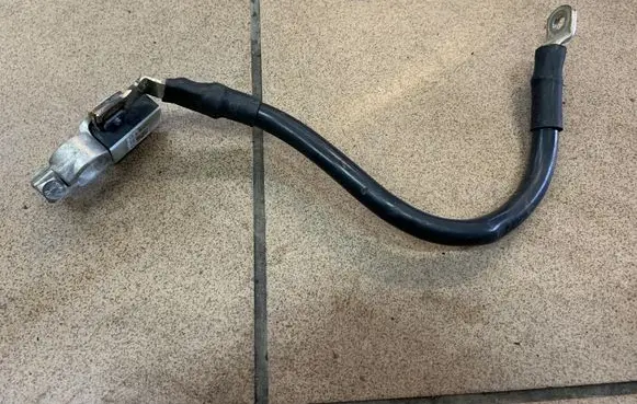 Audi A6 S6 C7 4G Negative earth cable (battery) 8T0915181