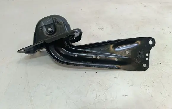 Audi TT TTS RS Mk3 8S Rear upper control arm/wishbone 5Q0505226C