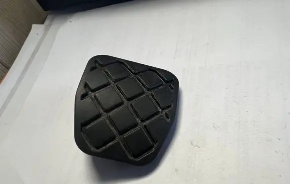 Clutch pedal