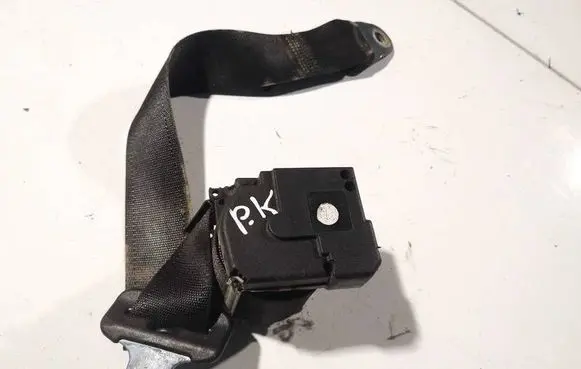 Opel Tigra B Front seatbelt