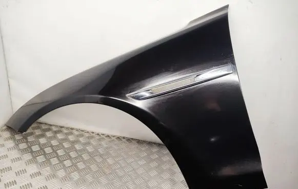 Jaguar XJ X351 Fender