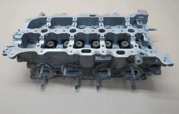 Opel Insignia B Engine head 55599663