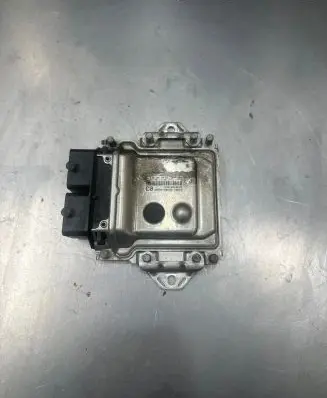 Suzuki Alto Engine control unit/module 0261S04260 33920M68K0 3392068K02