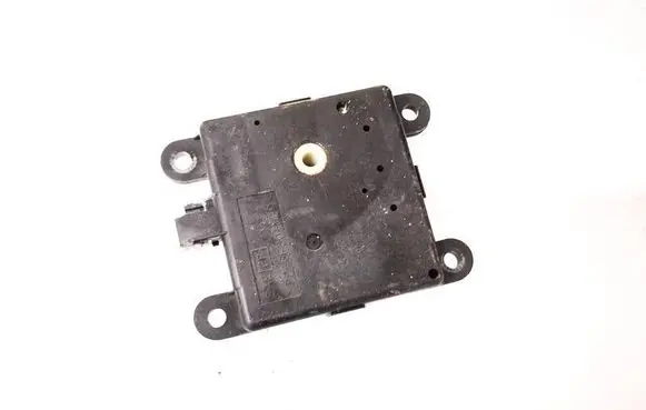 Nissan X-Trail T30 Air flap motor/actuator 3f12030850
