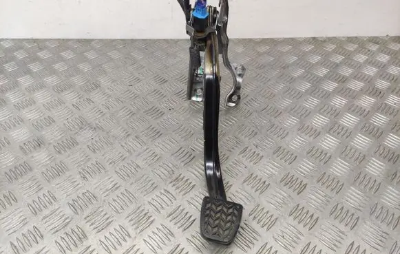 Clutch pedal