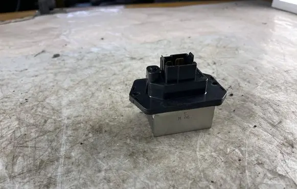 Jaguar XJ X351 Heater blower motor/fan resistor 0778001020