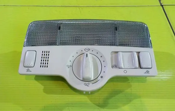 Skoda Octavia Mk2 (1Z) Headlining lighting console trim 1J0959613 19U