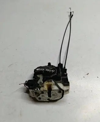 Peugeot 4007 Front door lock 31981