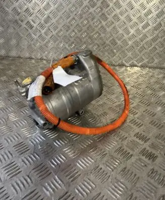 Volvo XC90 Air conditioning (A/C) compressor (pump) 31455426