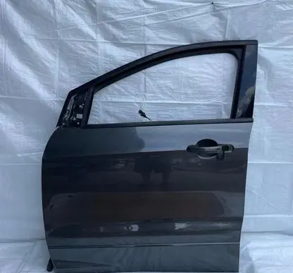 Ford Kuga II Front door 