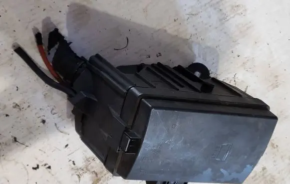 Volkswagen Golf Sportsvan Fuse box set 5Q0907361D