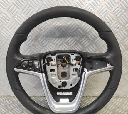 Opel Astra J Steering wheel 13351028 307178399P10 0060005014