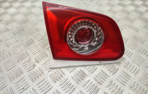 Volkswagen PASSAT B6 Tailgate rear/tail lights 3C9945093