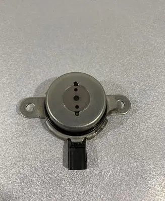 Subaru XV II Camshaft vanos timing valve 18103130504