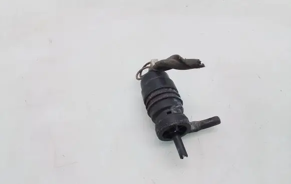 Volkswagen II LT Windscreen/windshield washer pump