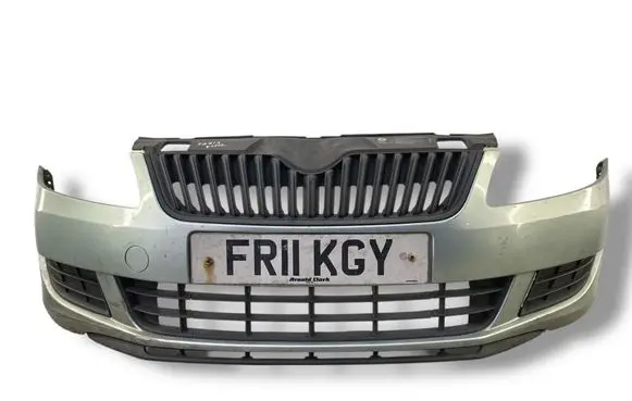 Skoda Fabia Mk2 (5J) Front bumper 