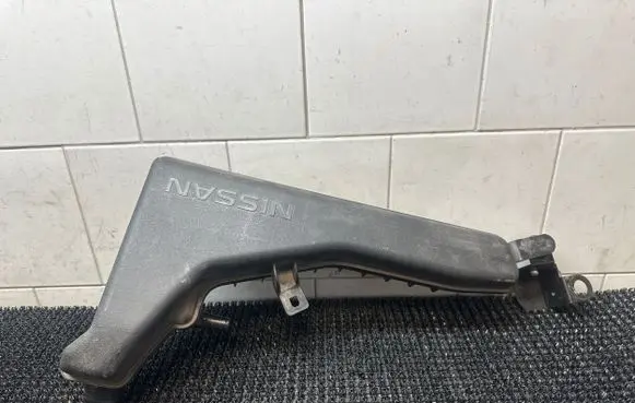 Intake resonator