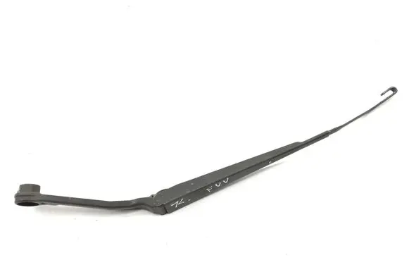 Windshield/front glass wiper blade