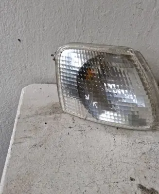 Volkswagen PASSAT B5 Front indicator light