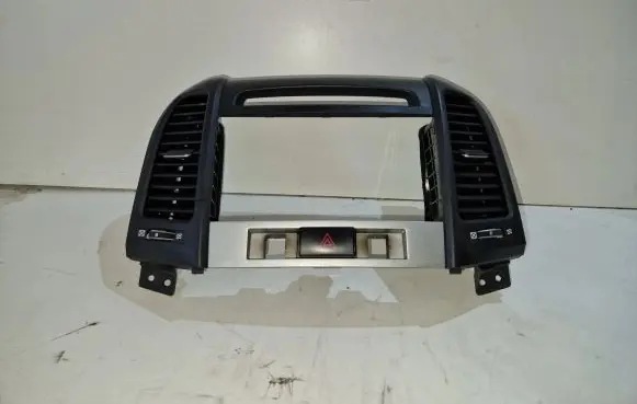 Hyundai Santa Fe Dash center air vent grill 974202B000