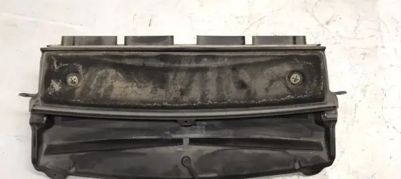 Opel Zafira C Air intake duct part 13301668