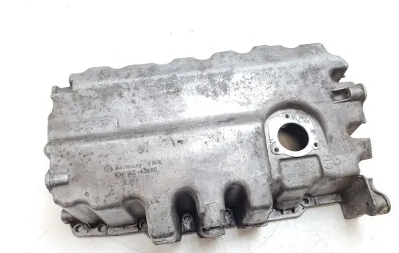 Volkswagen PASSAT B6 Oil sump 03G103603