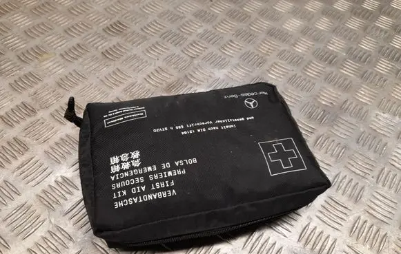 Mercedes-Benz GL X166 First aid kit 