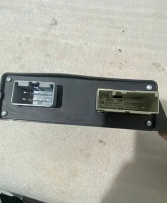Jaguar XF X250 Hand brake control module 8W832C496AC 90044032 AA0315A100AC