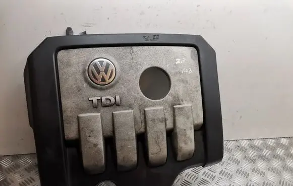 Volkswagen PASSAT B6 Engine cover (trim) 03G103925BF