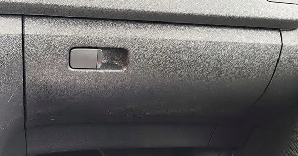 Skoda Fabia Mk2 (5J) Glove box 5J1