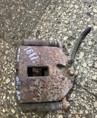 Nissan Almera Tino Front brake caliper