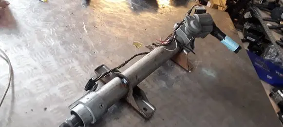 Mercedes-Benz Sprinter W906 Steering wheel axle A0355457732