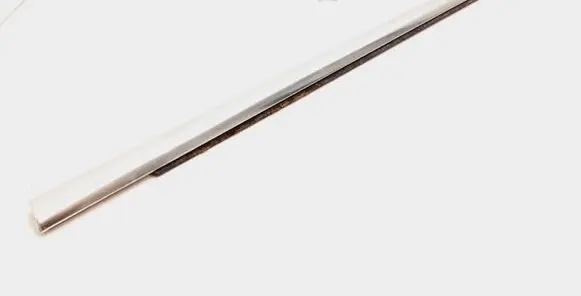 Volvo V70 Front door glass trim molding 30661121