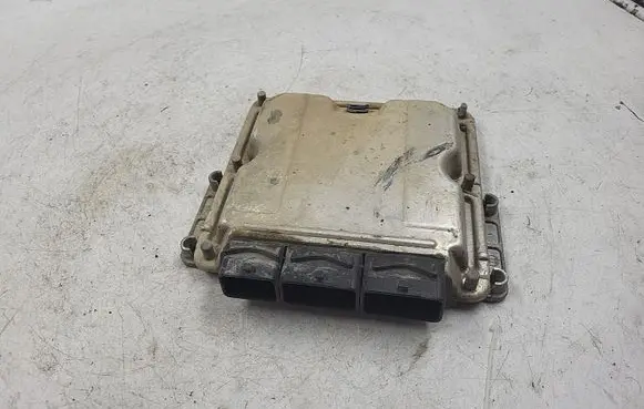 Renault Kangoo I Engine control unit/module 0281010894