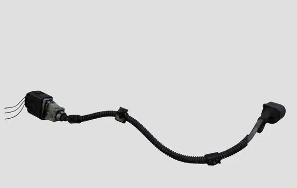 Volkswagen PASSAT B6 Crankshaft position sensor 9805940 1J0973723
