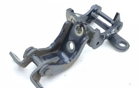 Honda CR-V Rear door hinge set 