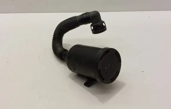 Active carbon filter fuel vapour canister