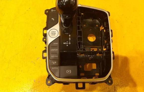 BMW X3 G01 Gear shifter/selector 5A2C4D8