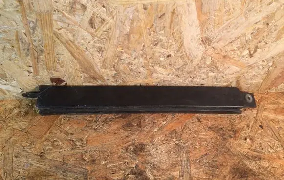 Mercedes-Benz E W124 Under headlight/headlamp trim 
