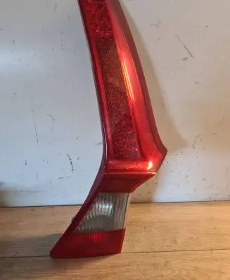 Volvo V70 Tailgate rear/tail lights