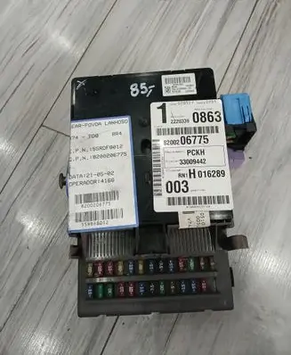 Renault Laguna II Fuse box set 8200004201E