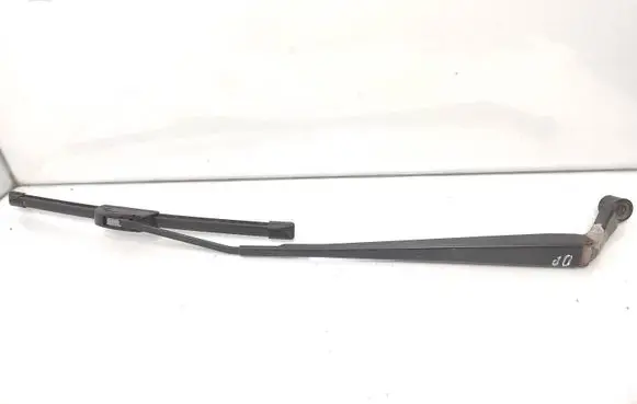 Toyota Avensis T250 Windshield/front glass wiper blade 