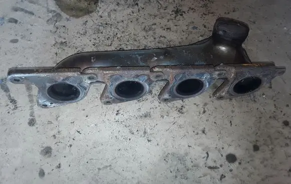 Mercedes-Benz CLS C219 Exhaust manifold NOCODE