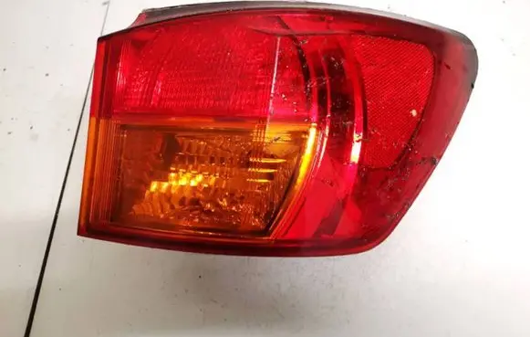 Lexus IS 220D-250-350 Rear/tail lights