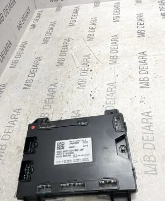 Tesla Model S Comfort/convenience module 101090700D