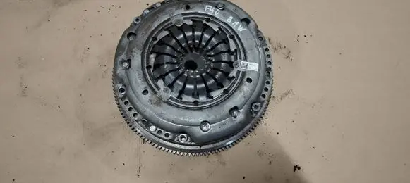 BMW 1 F40 Clutch set kit 8671941