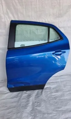 Opel Mokka Rear door