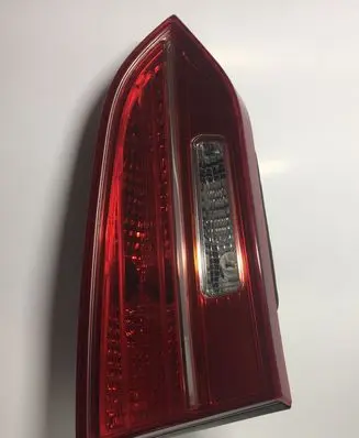 Hyundai Santa Fe Tailgate rear/tail lights 924052W0