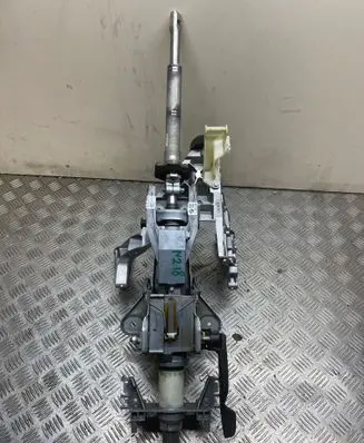 Steering wheel axle set