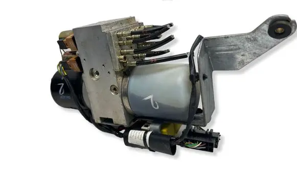 Mercedes-Benz CLK A209 C209 Convertible roof hydraulic pump A2098000330